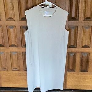 Elegant Cream Sleeveless Dress